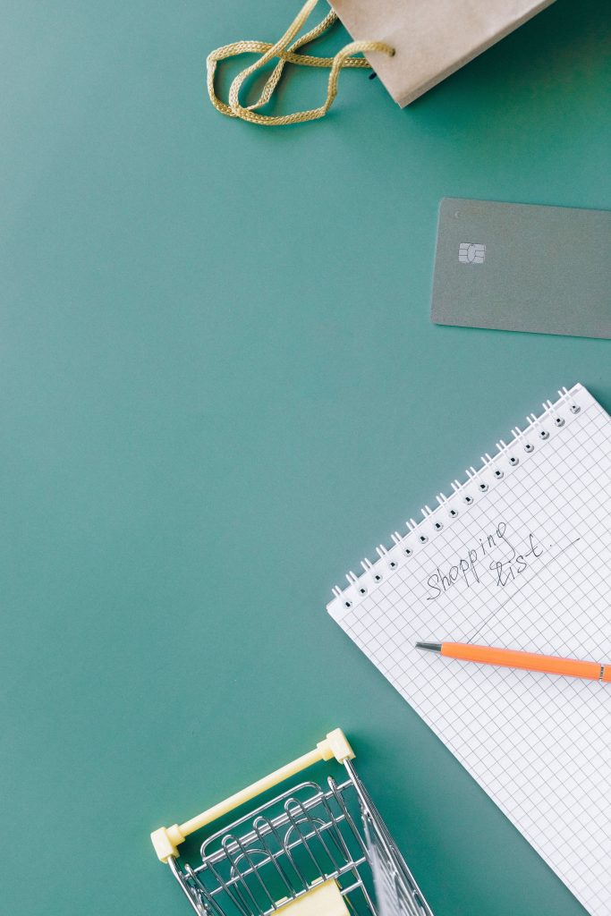 Comment une liste de courses type réduit vraiment le gaspillage ?