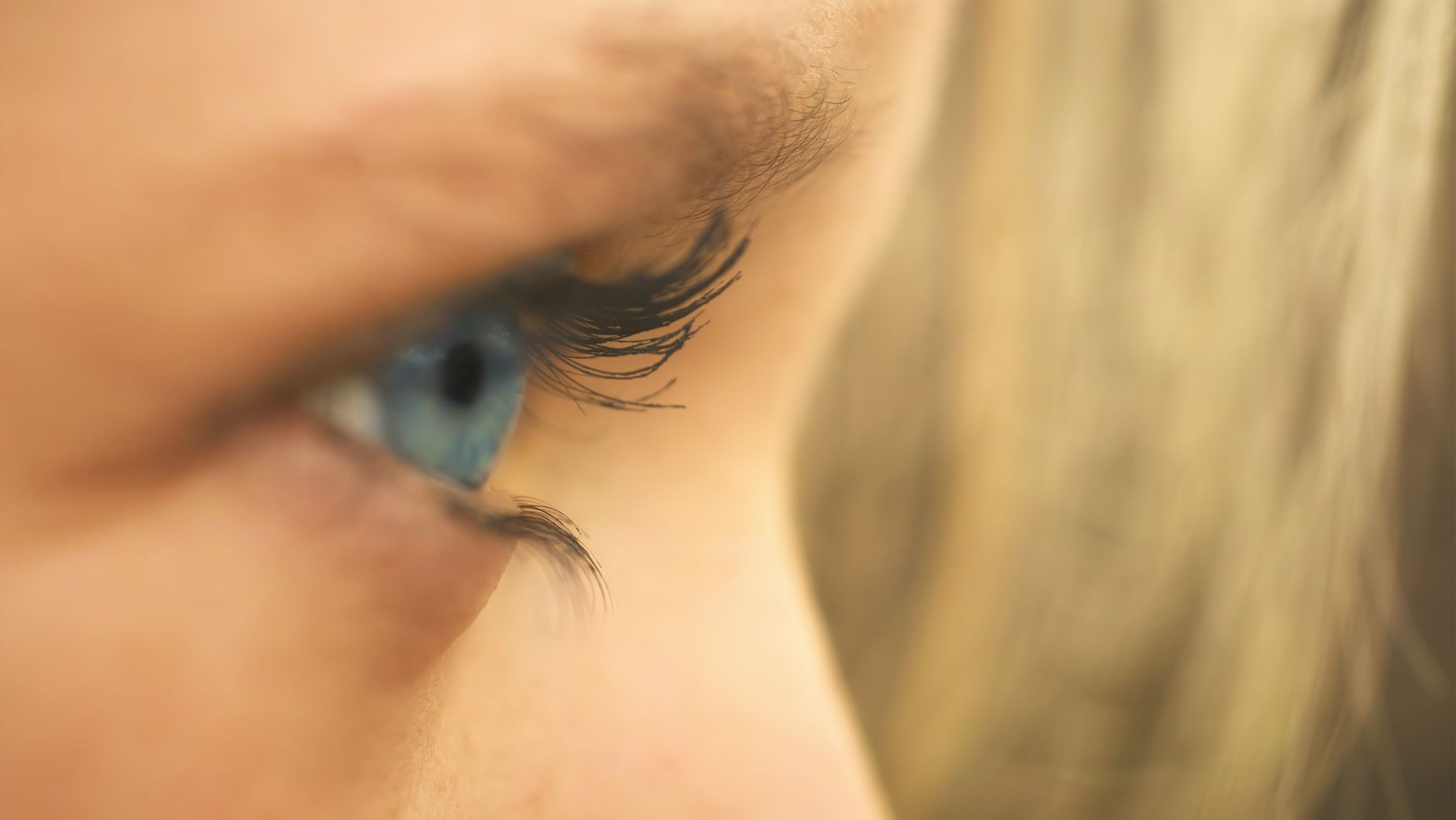 Cils et oeil en gros plan symbole de repos visuel